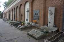Aleja Zasłużonych na Cmentarzu Powązkowskim